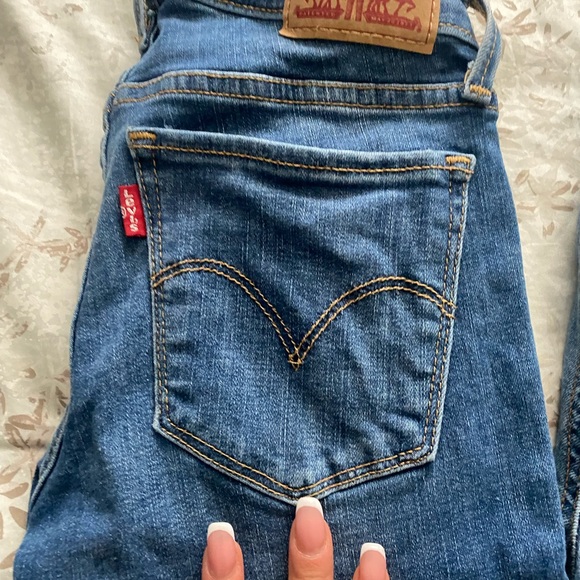 SOLD- Jeans - Picture 2 of 7